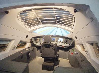 动车驾驶室图片,现代高速列车操控核心全解析