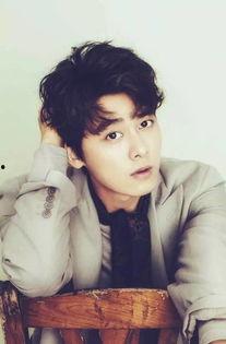 李易峰郑爽八卦,揭秘娱乐圈背后的情感纠葛”